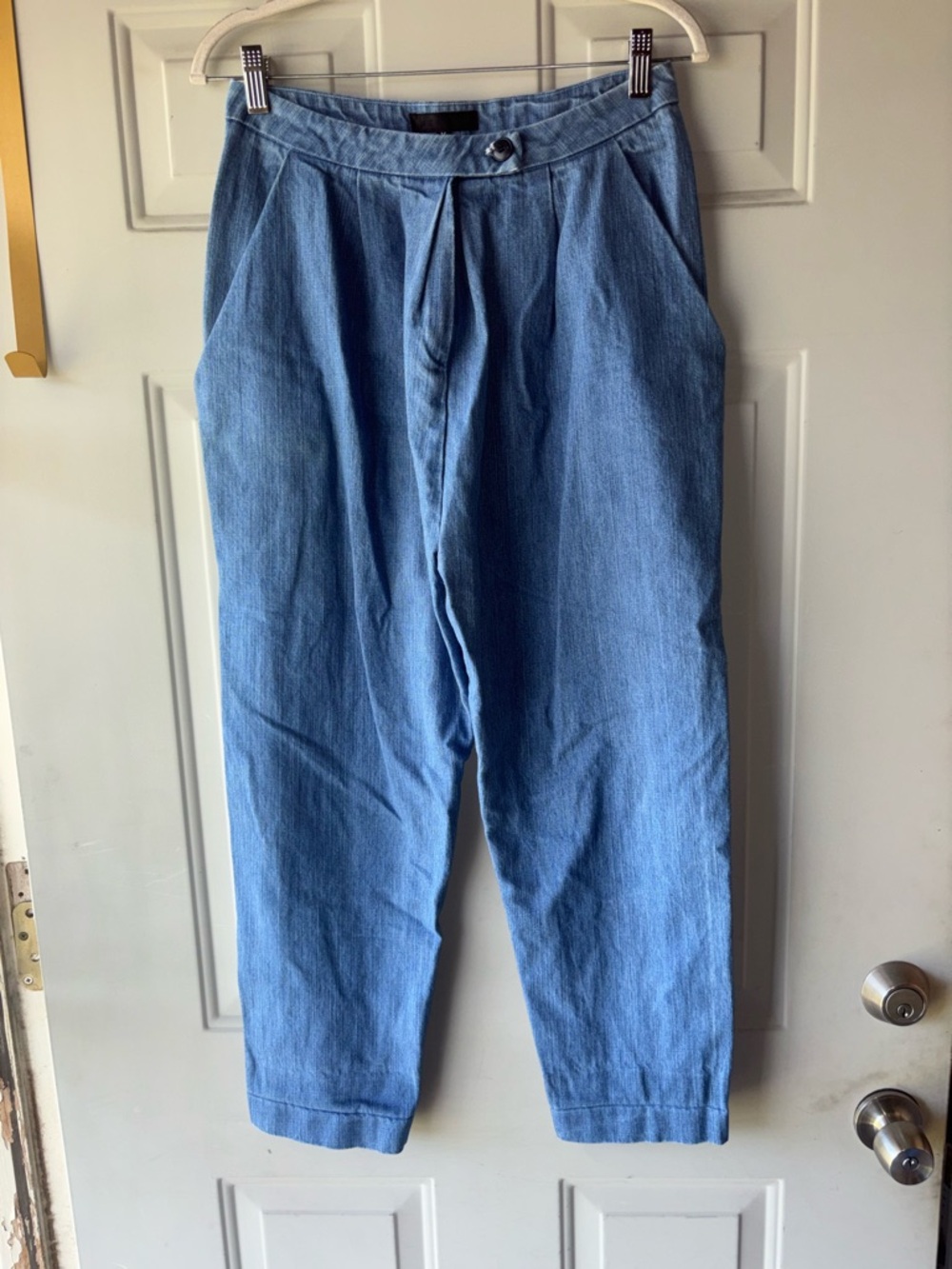 Mentor pleated denim crop pants Korean fashion size M